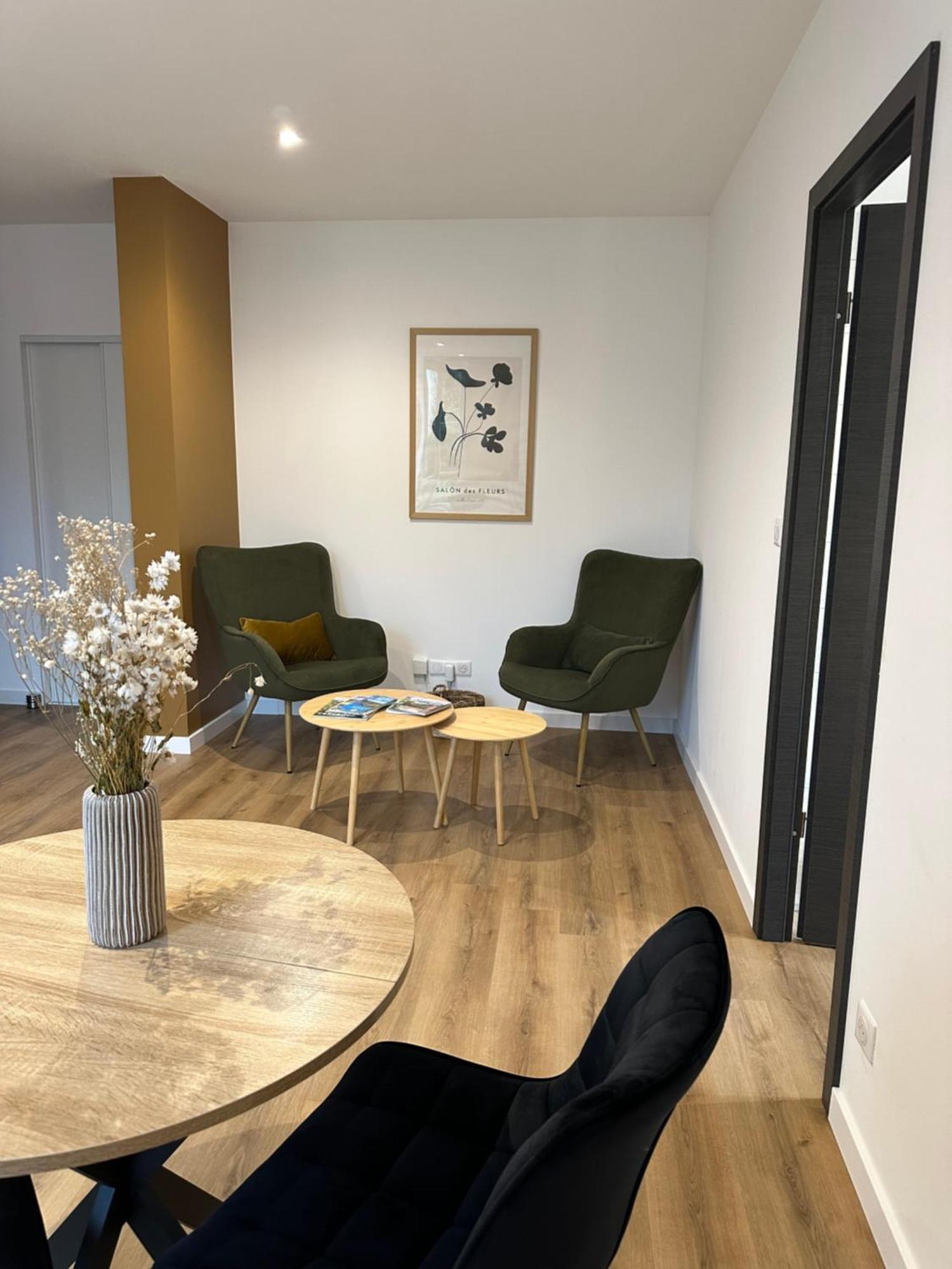 רמירמון Appartement De La Gare מראה חיצוני תמונה