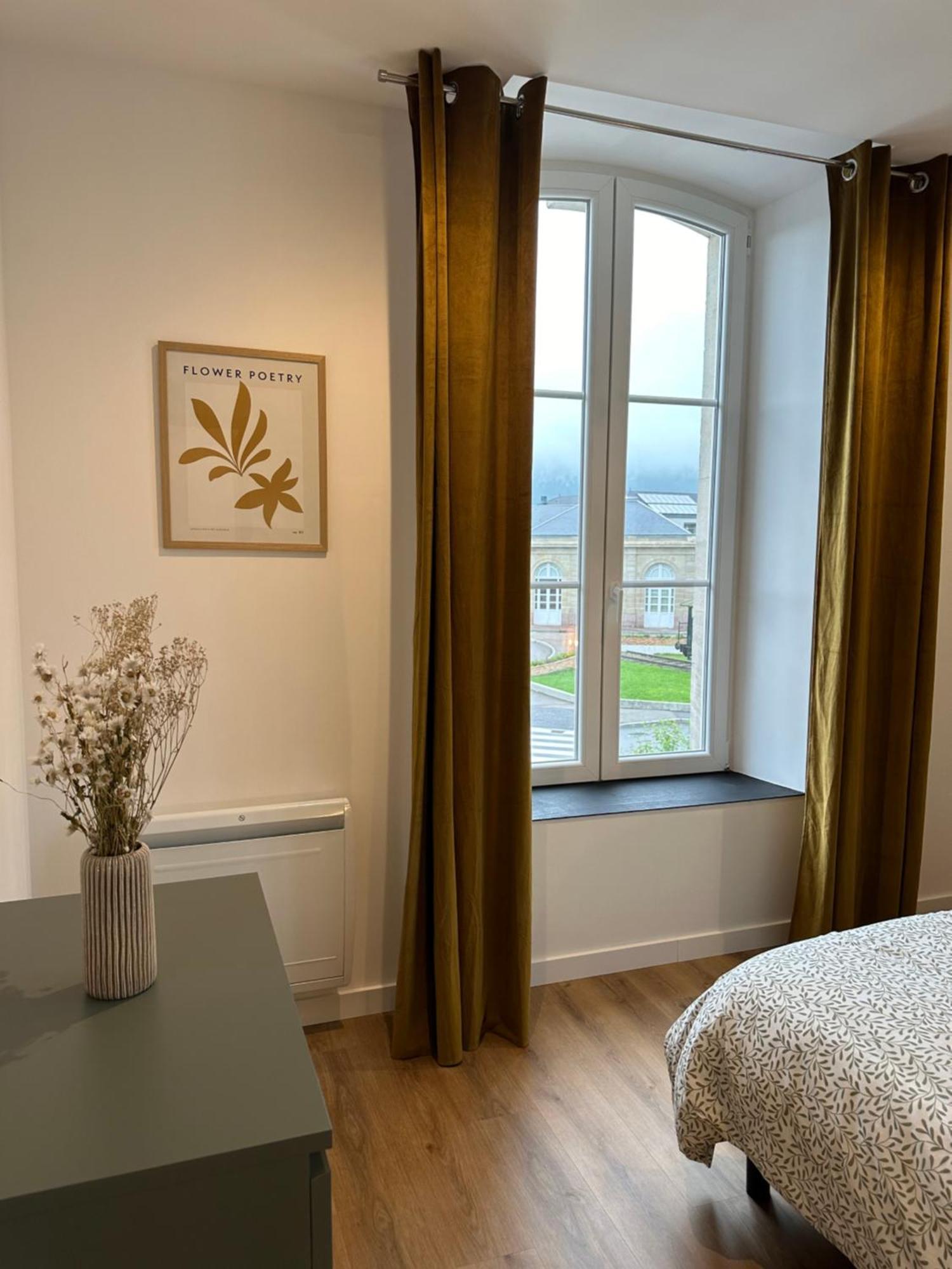 רמירמון Appartement De La Gare מראה חיצוני תמונה