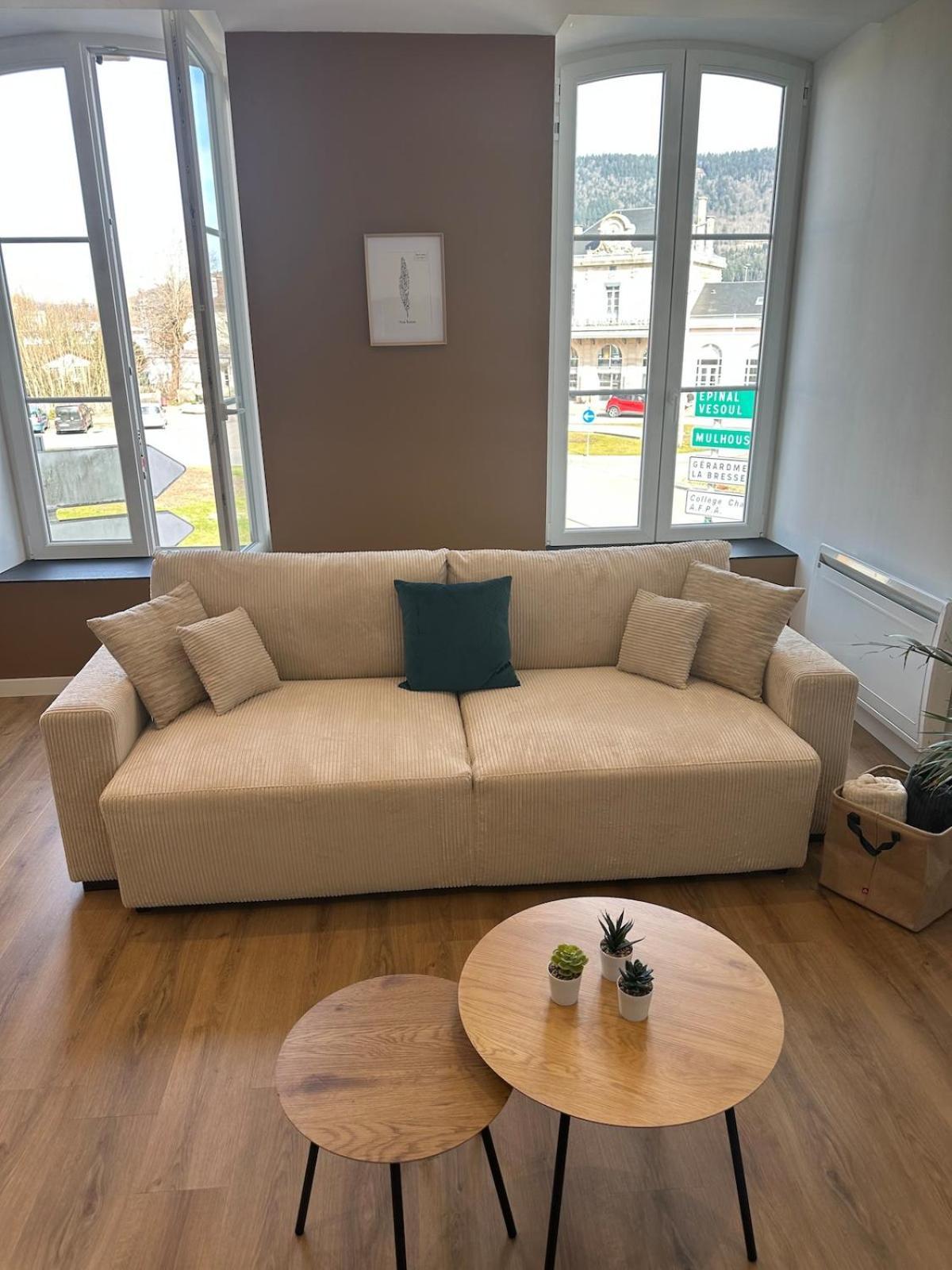 רמירמון Appartement De La Gare מראה חיצוני תמונה